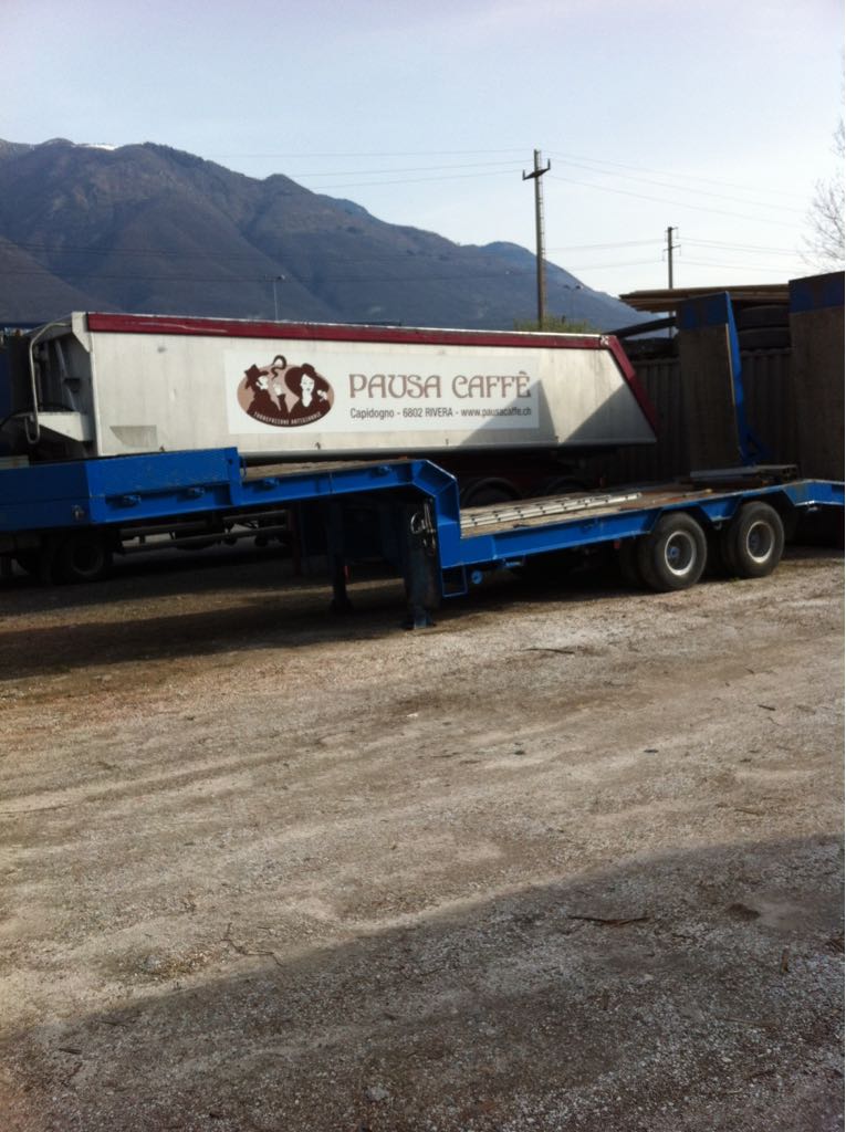 Lastwagen von Filippini Trasporti im Einsatz im Tessin – Foto 7